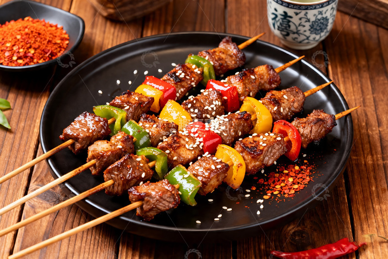 高清大图下载【趣麦麦图】牛肉烤串，羊肉串，烧烤烟火美食0