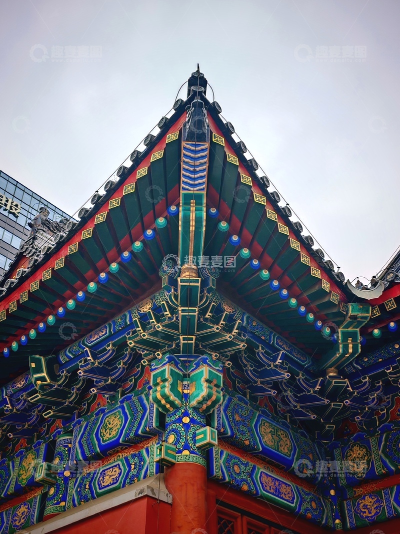 高清大图下载【趣麦麦图】传统中式屋檐彩绘细节摄影