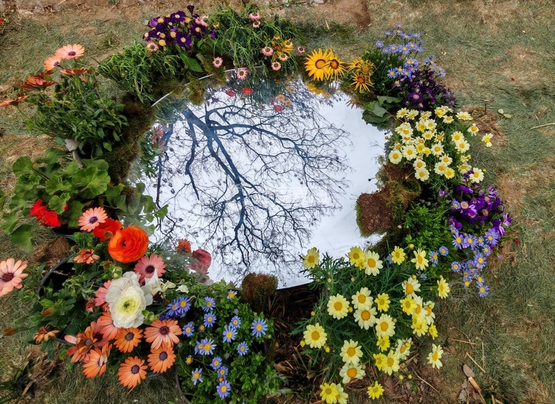 高清大图下载【趣麦麦图】自然风景花卉圆形水池设计