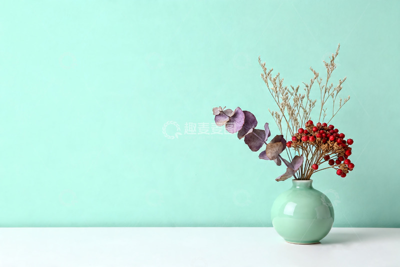 高清大图下载【趣麦麦图】薄荷绿墙面干花玻璃花瓶静物0