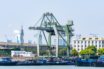 港口巨型起重机工业场景素材
