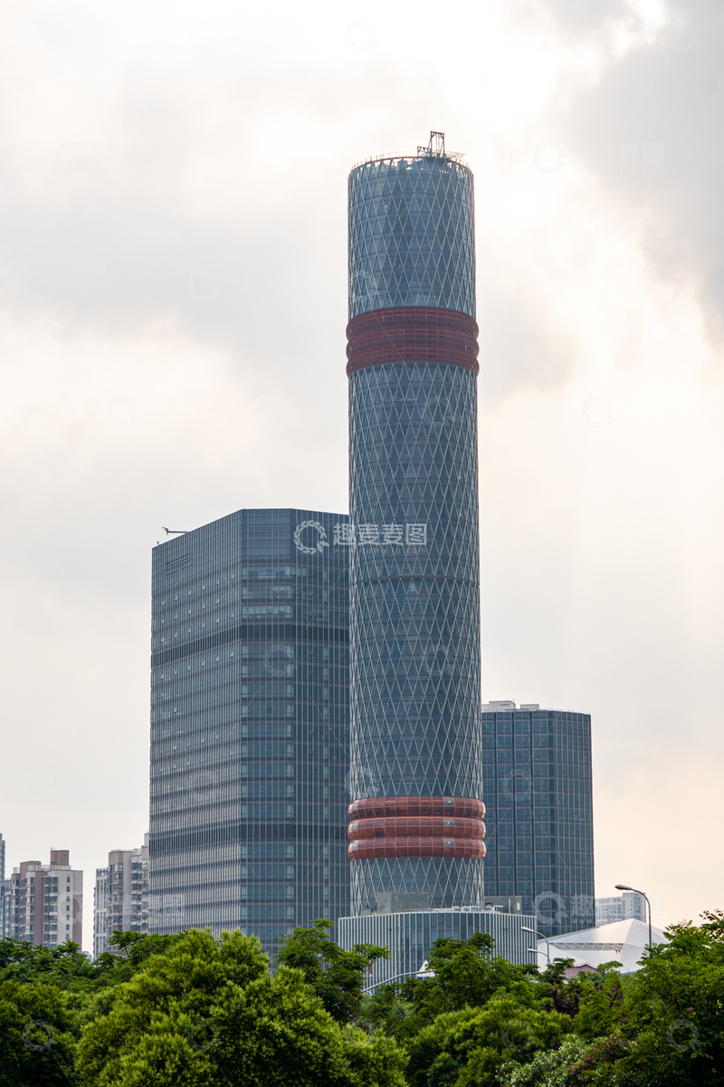 高清大图下载【趣麦麦图】-长滩标志金箍棒都市高楼建筑风光摄影