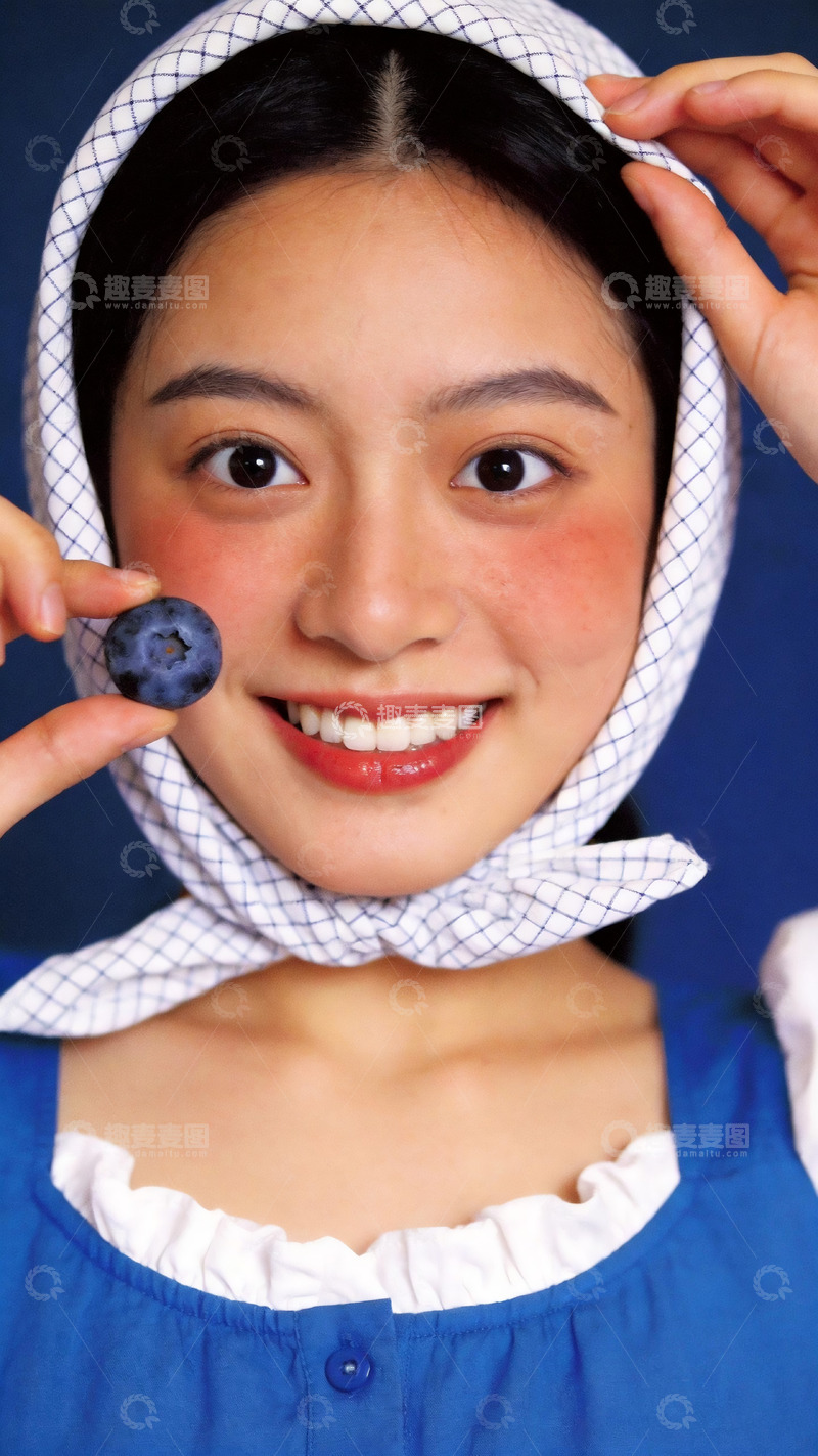 高清大图下载【趣麦麦图】复古田园风少女室内写真2