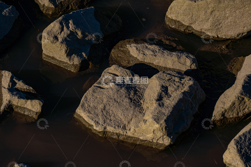 高清大图下载【趣麦麦图】长江岩石水流自然景观摄影
