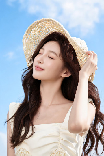 晴空草帽清新少女写真4
