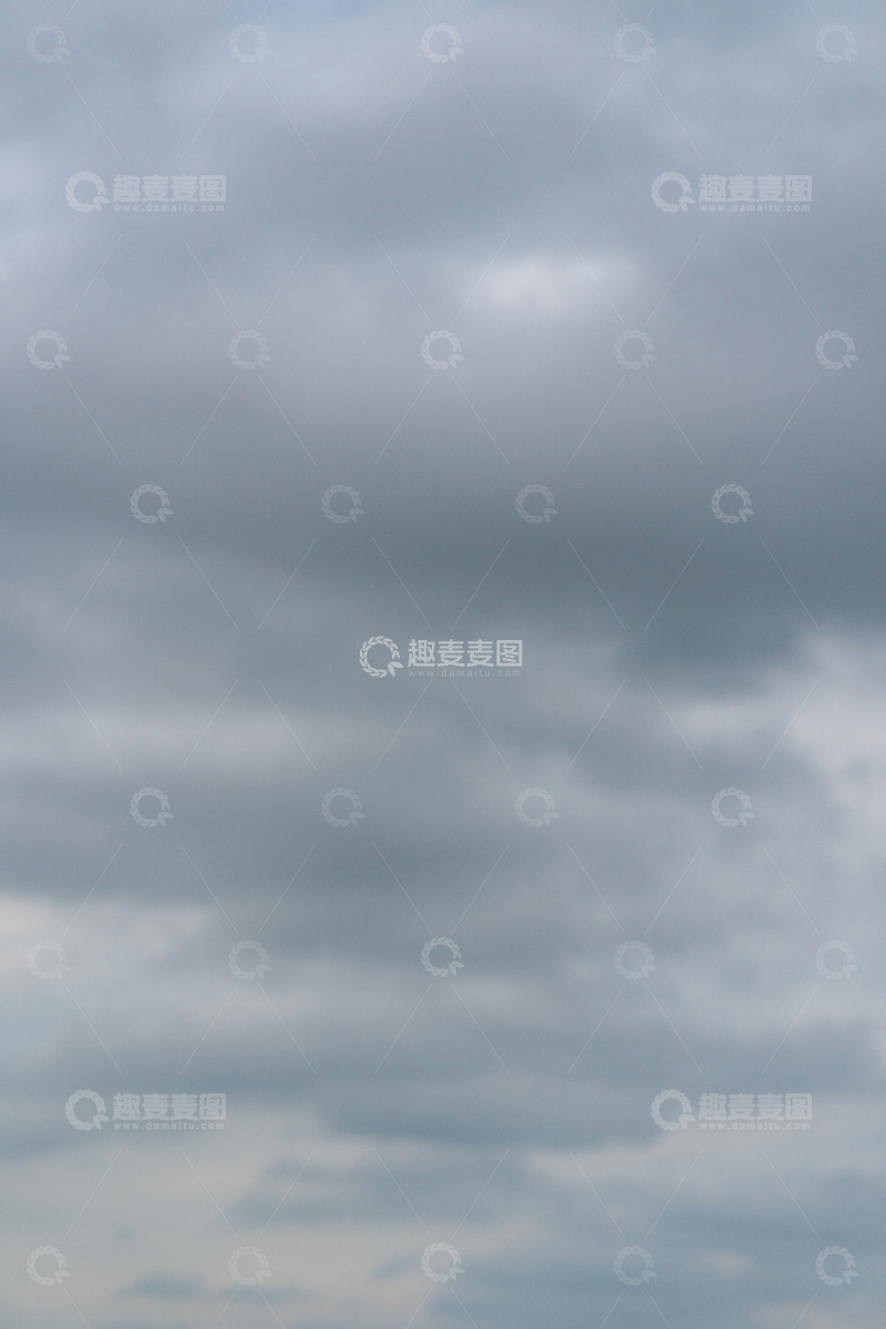 高清大图下载【趣麦麦图】写实风阴天乌云密布云层天空摄影素材