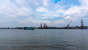写实风港口码头工业景观摄影素材