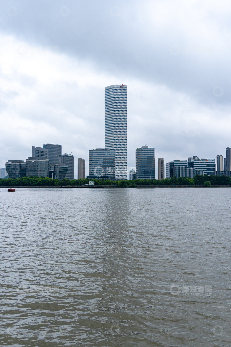 高清大图下载【趣麦麦图】-写实风上海西岸天际线建筑景观设计素材