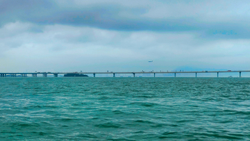 写实风厦门翔安跨海海面大桥远景摄影素材