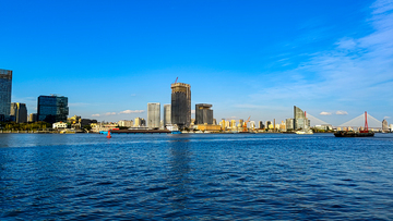 写实风城市天际线水景摄影素材