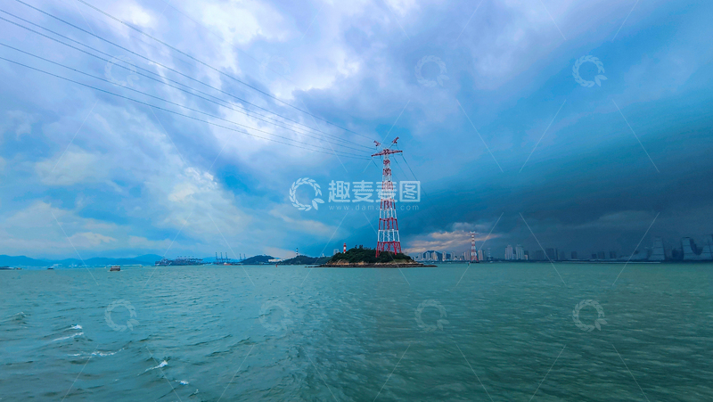 高清大图下载【趣麦麦图】写实风福建海域海景通信塔风光摄影素材