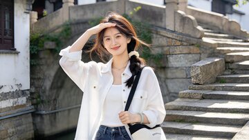 清新风格江南水乡少女街拍摄影素材