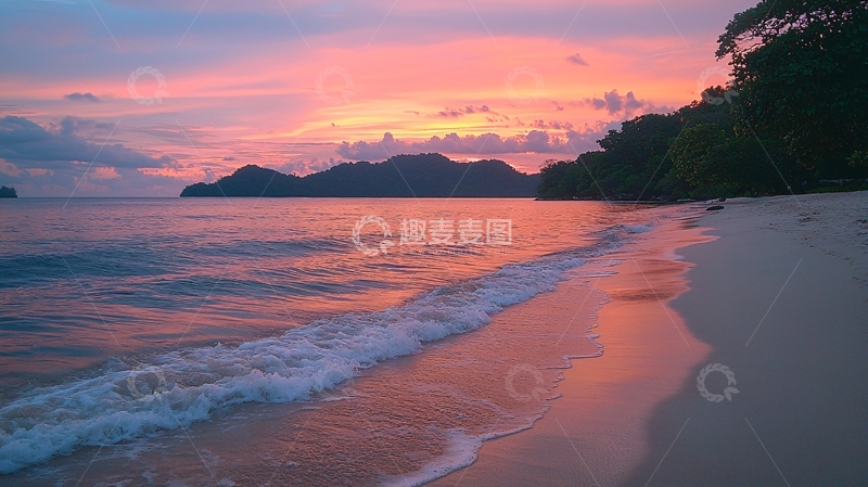 高清大图下载【趣麦麦图】粉色天空下的宁静海滩