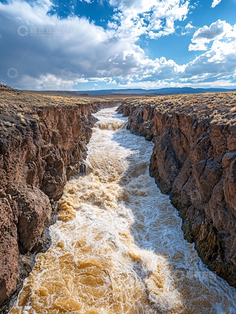 高清大图下载【趣麦麦图】湍急的河流穿过峡谷