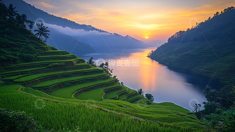 高清大图下载【趣麦麦图】日出梯田湖泊美景