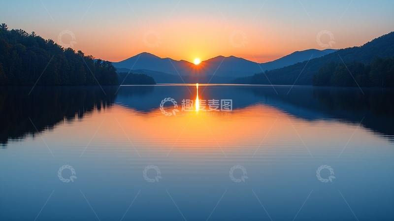 高清大图下载【趣麦麦图】日出湖面山峦倒影