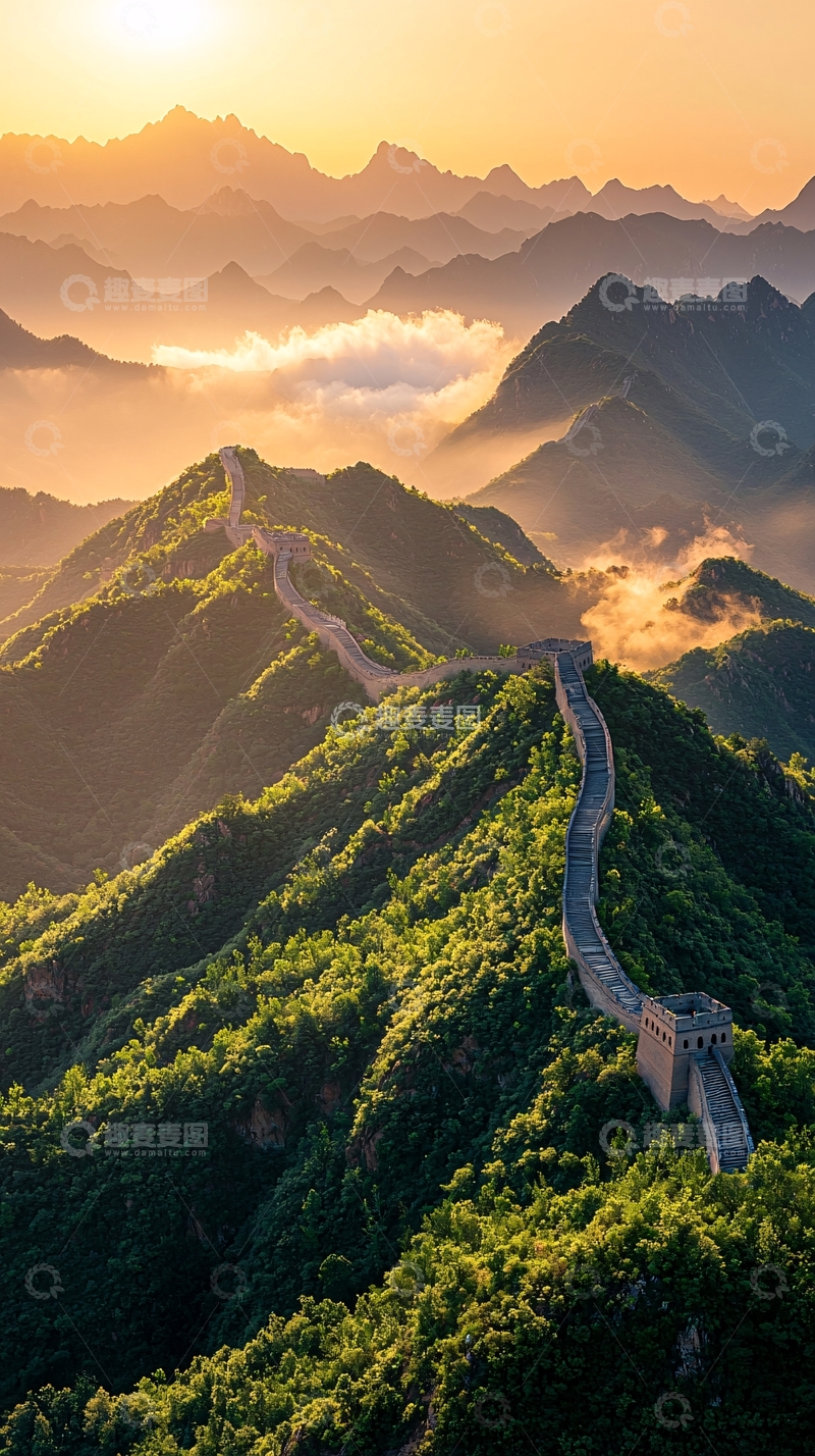 高清大图下载【趣麦麦图】长城日出云海山峦