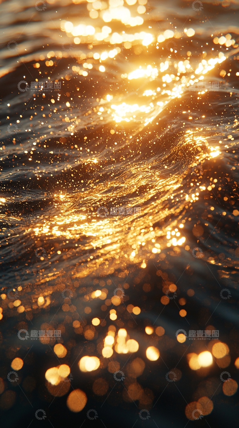 高清大图下载【趣麦麦图】金色光晕下的波光粼粼