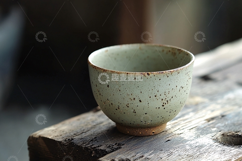高清大图下载【趣麦麦图】青绿陶瓷小茶碗