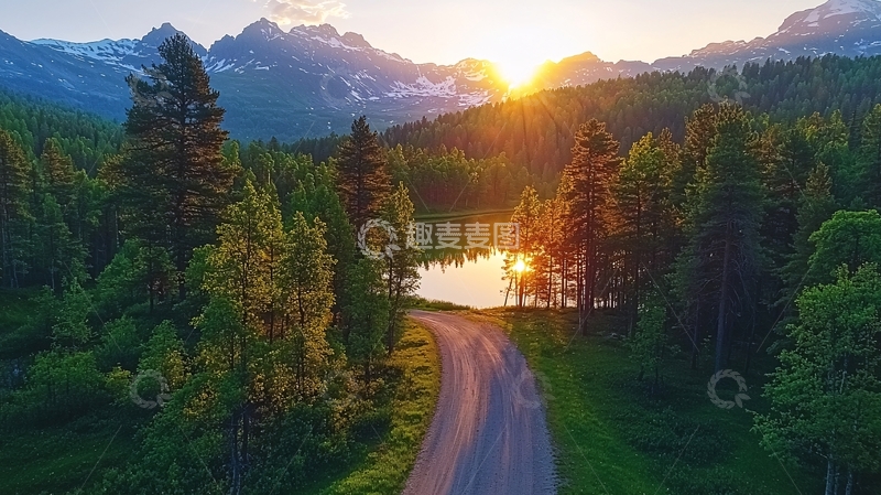 高清大图下载【趣麦麦图】日出森林公路湖泊
