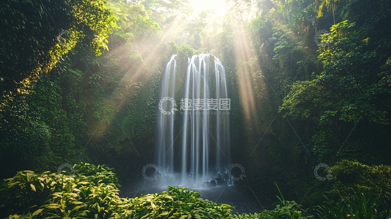 高清大图下载【趣麦麦图】阳光森林瀑布