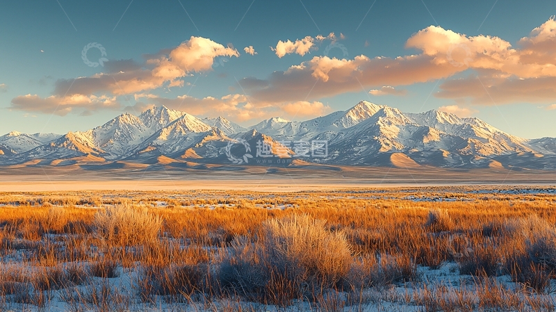 高清大图下载【趣麦麦图】雪山下的金色草原