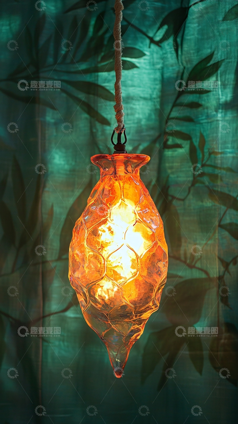 高清大图下载【趣麦麦图】琥珀色玻璃吊灯