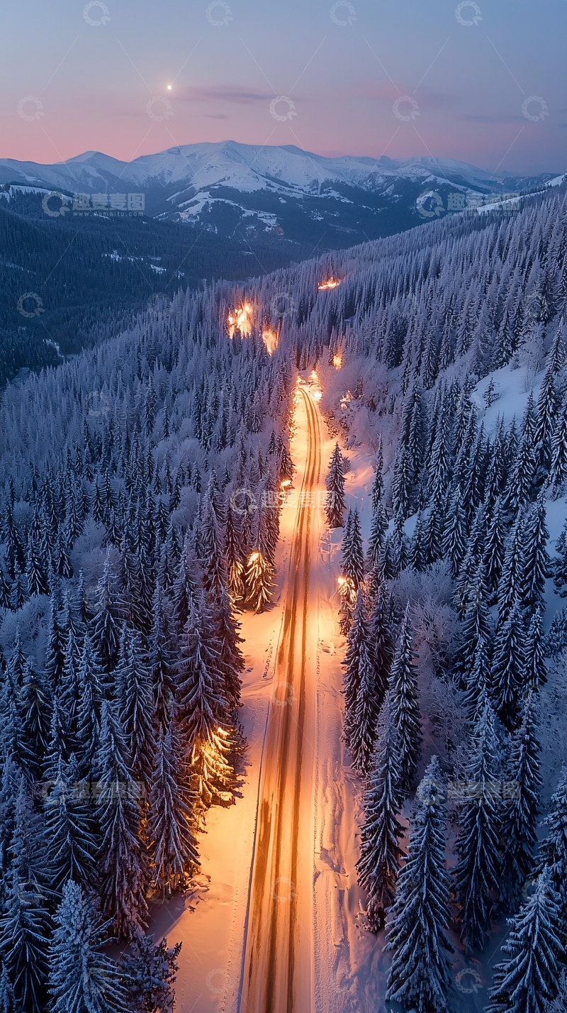 高清大图下载【趣麦麦图】雪山公路夜景