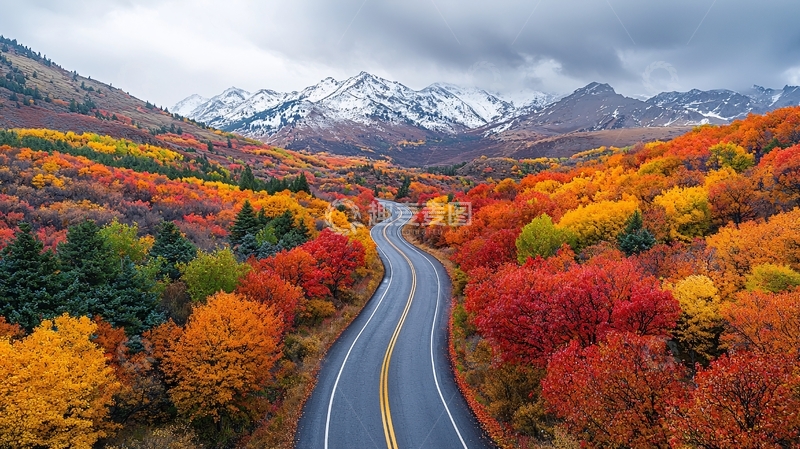 高清大图下载【趣麦麦图】秋日山间公路
