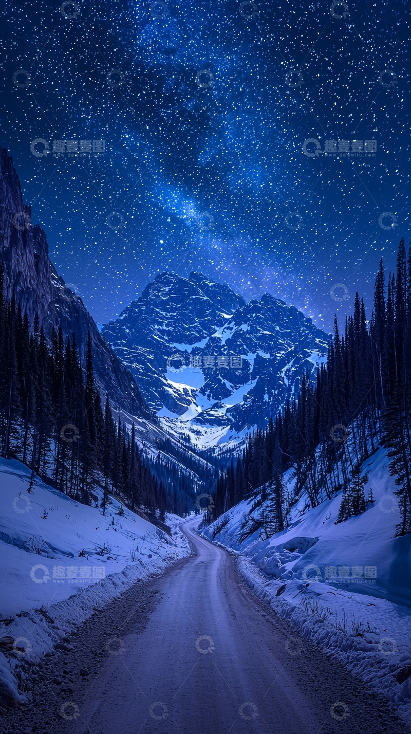 高清大图下载【趣麦麦图】雪山星空下的道路
