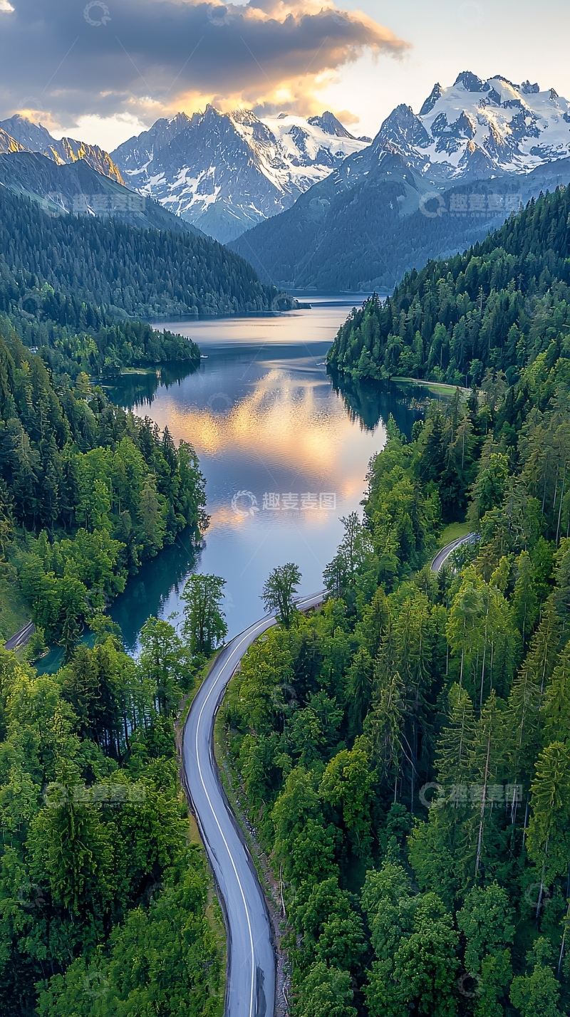 高清大图下载【趣麦麦图】山水相依的宁静风景