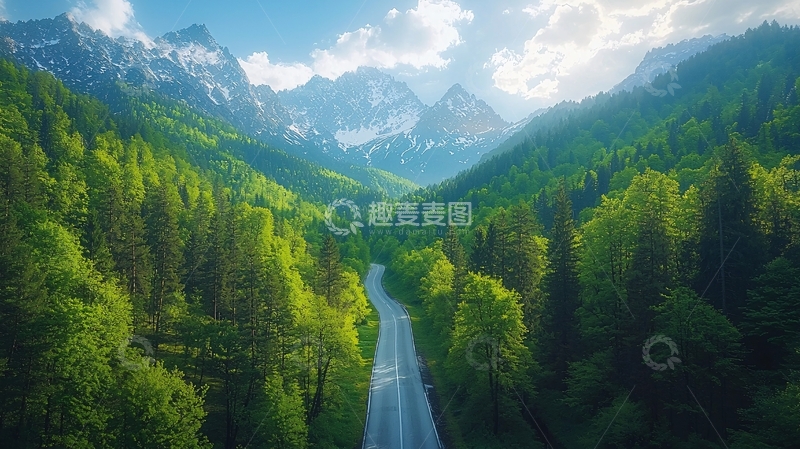 高清大图下载【趣麦麦图】绿色山谷中的道路