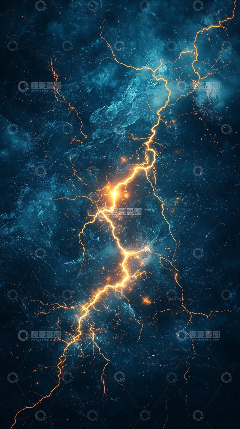 高清大图下载【趣麦麦图】金色闪电划破深蓝色夜空