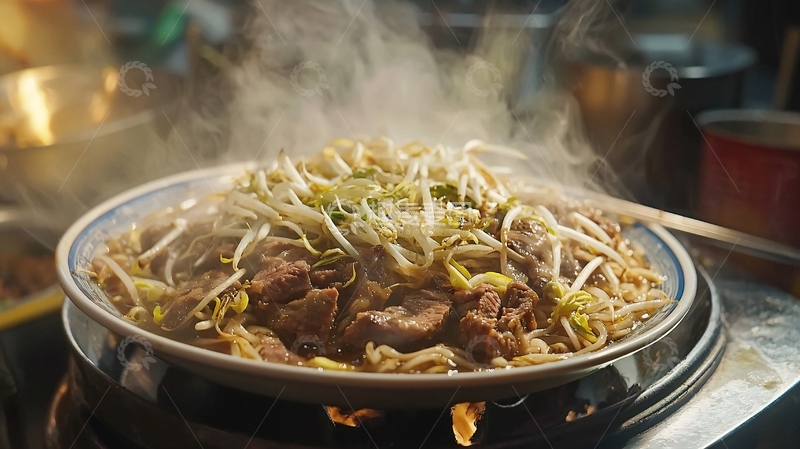 高清大图下载【趣麦麦图】热气腾腾的炒豆芽牛肉