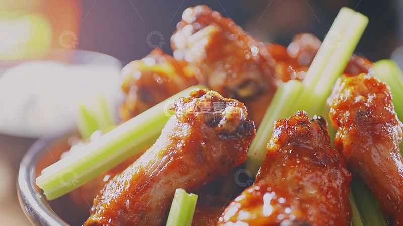高清大图下载【趣麦麦图】香辣鸡翅配芹菜