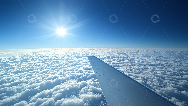 高清大图下载【趣麦麦图】飞机舷窗外的云海阳光