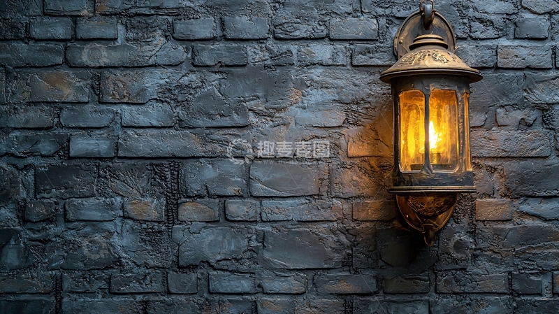 高清大图下载【趣麦麦图】砖墙上的复古壁灯