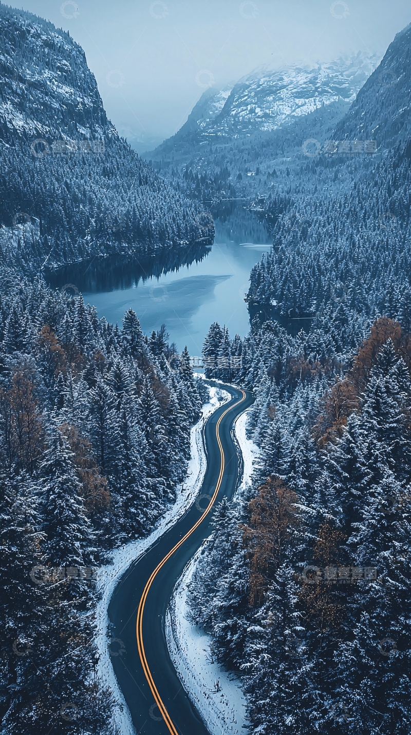 高清大图下载【趣麦麦图】冬日雪山湖泊公路