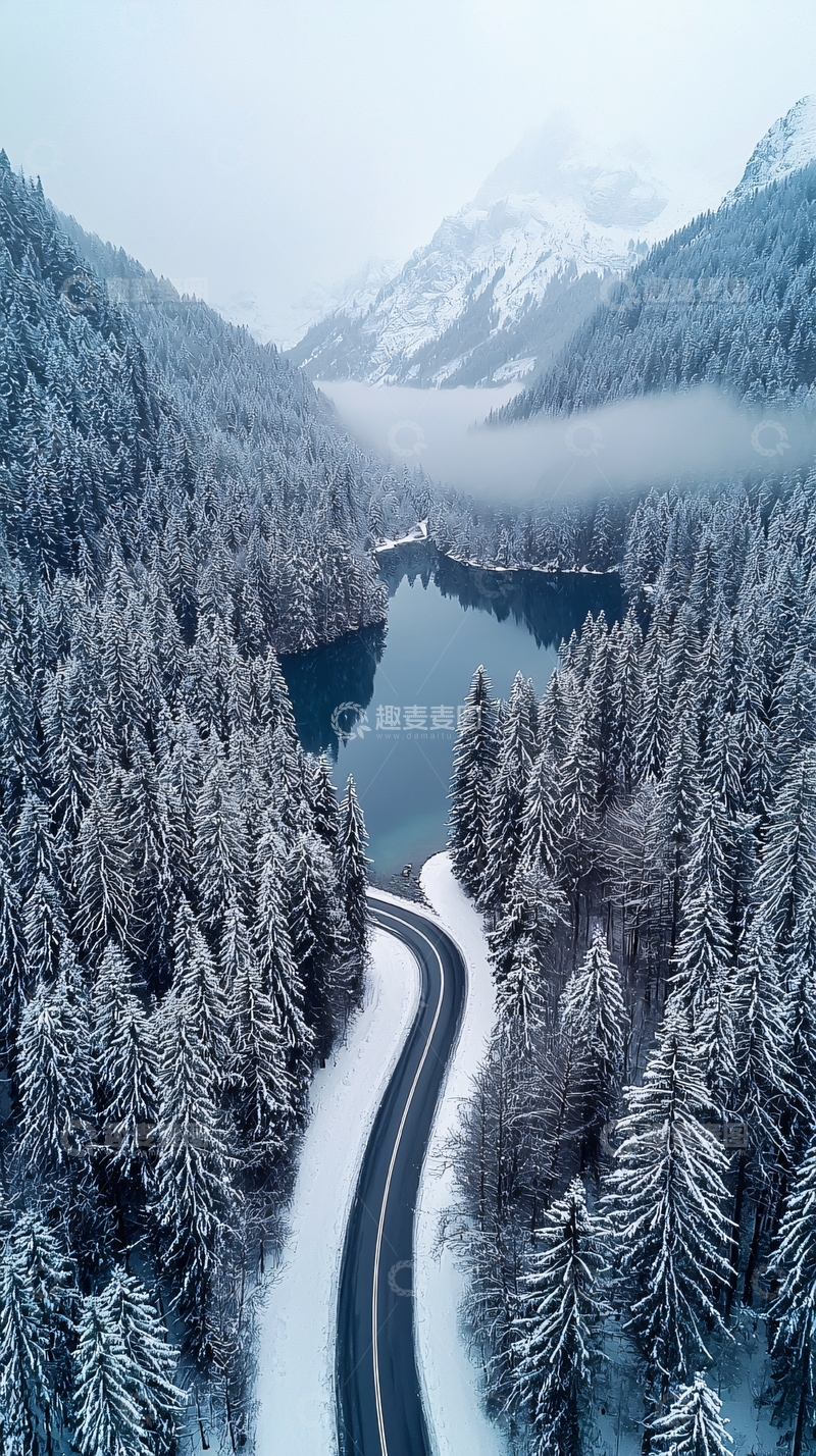 高清大图下载【趣麦麦图】雪山湖泊公路的冬日美景