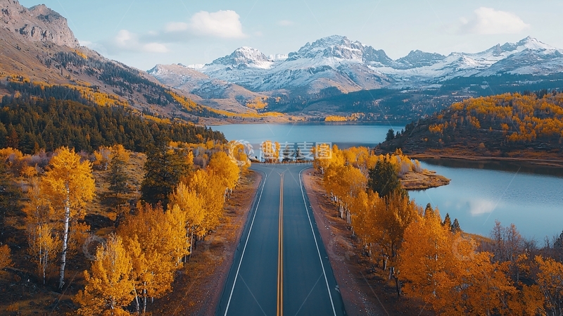 高清大图下载【趣麦麦图】秋季山水间的公路
