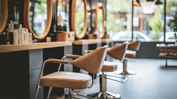 现代简约理发店内部