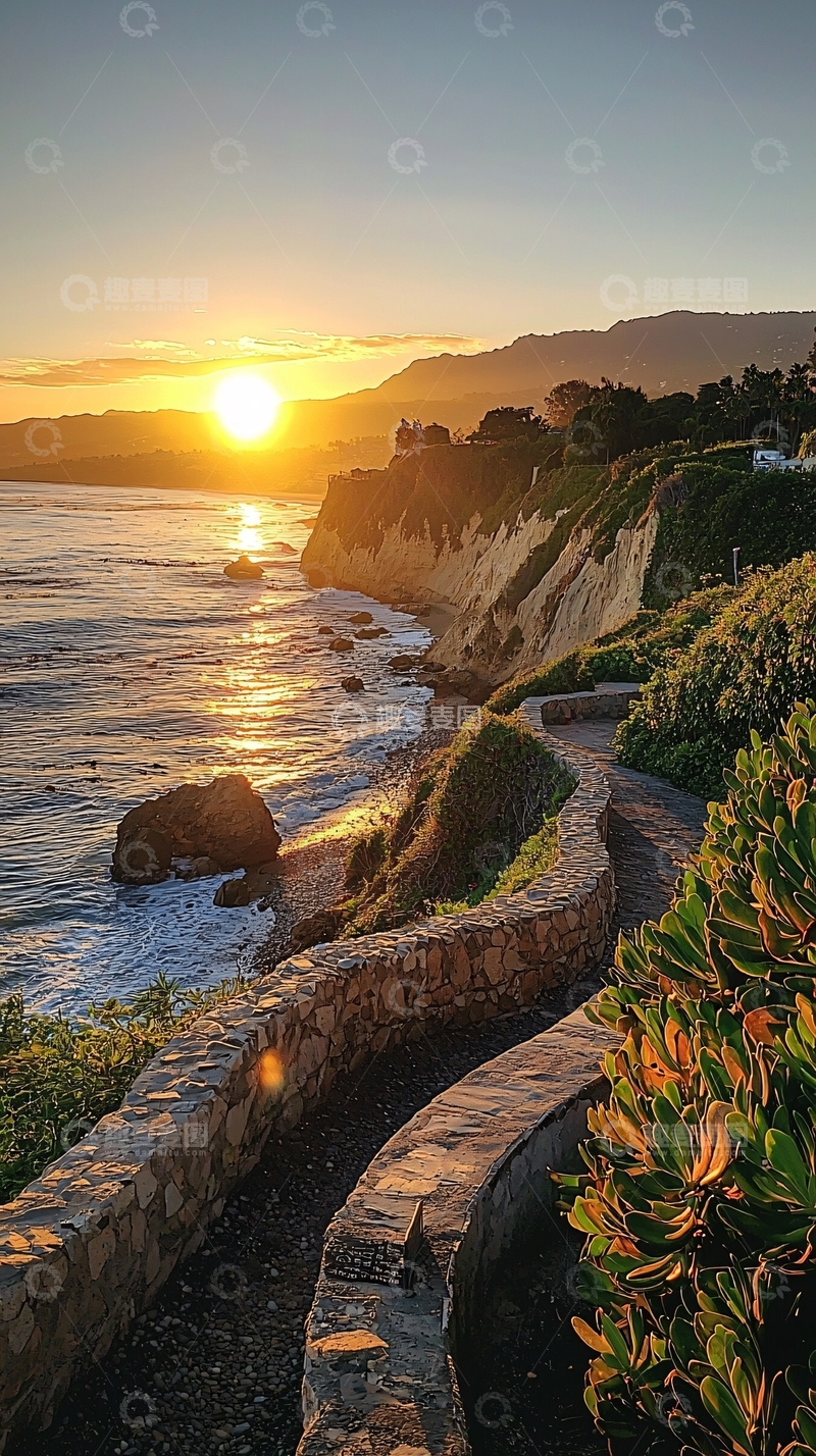高清大图下载【趣麦麦图】海边日落下的蜿蜒小路