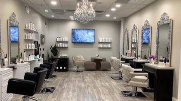 高档美发沙龙内景