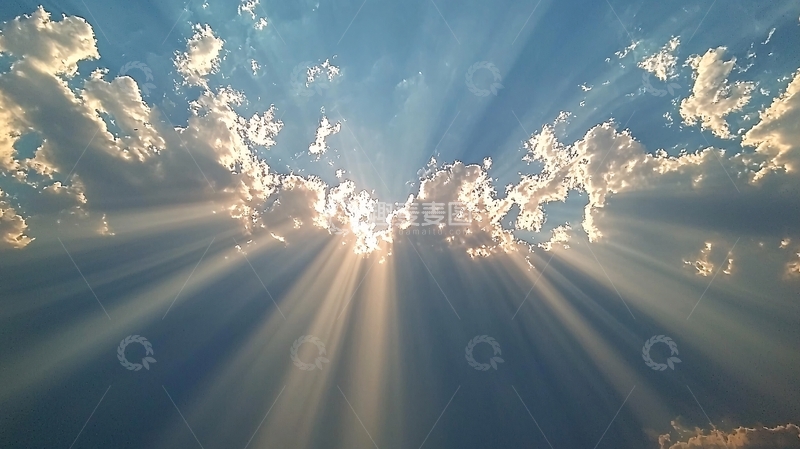 高清大图下载【趣麦麦图】阳光透过云层