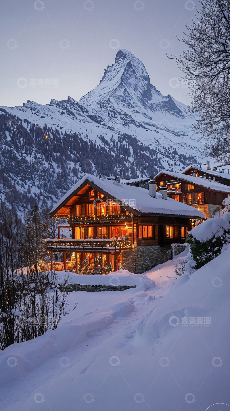 高清大图下载【趣麦麦图】雪山木屋夜景