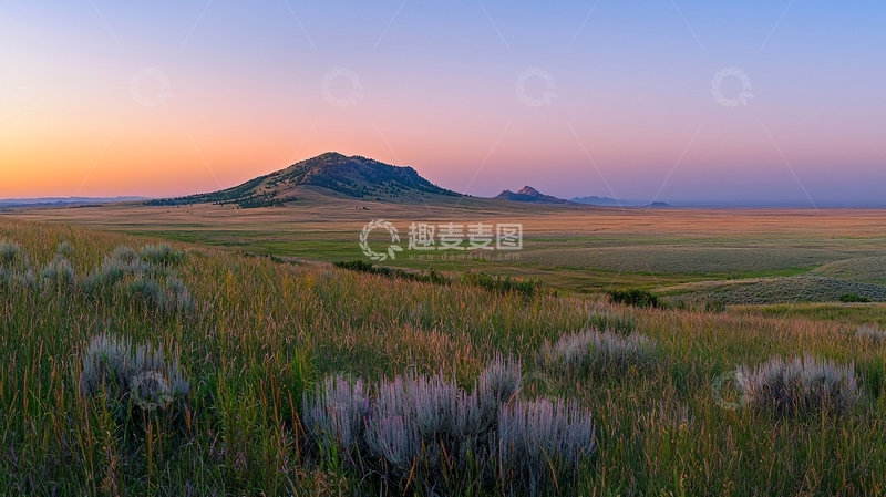 高清大图下载【趣麦麦图】日出草原山脉景观