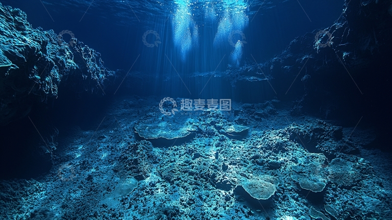 高清大图下载【趣麦麦图】海底岩石缝隙光线照耀