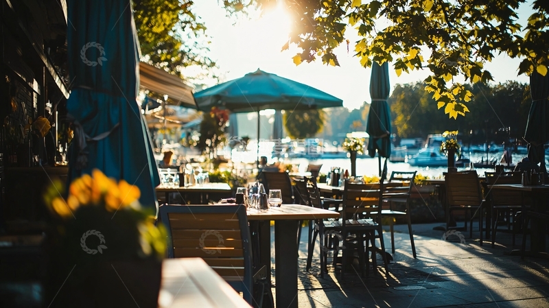 高清大图下载【趣麦麦图】阳光下的湖边餐厅