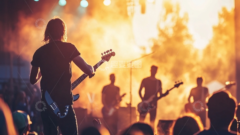 高清大图下载【趣麦麦图】摇滚乐队现场表演