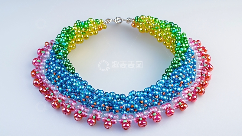高清大图下载【趣麦麦图】彩虹色串珠项链